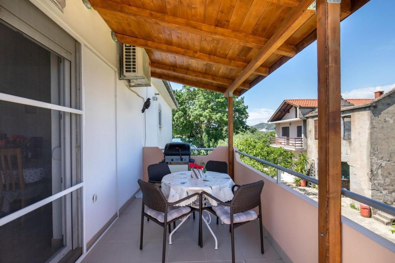 Apartment Neretva Dream Komin  Exterior foto